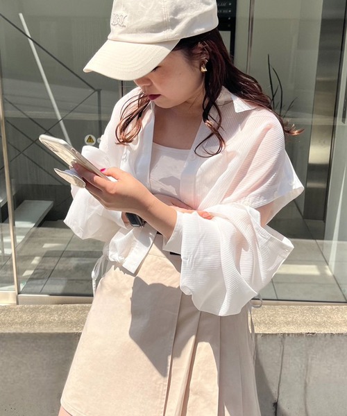 one after another NICE CLAUP(ワンアフターアナザーナイスクラップ)の「マルチWAY/シアーショートシャツ(シャツ/ブラウス・レディース・サックスブルー/ホワイト×ブラック/オフホワイト/ピンク・FREE)」の7枚目の写真