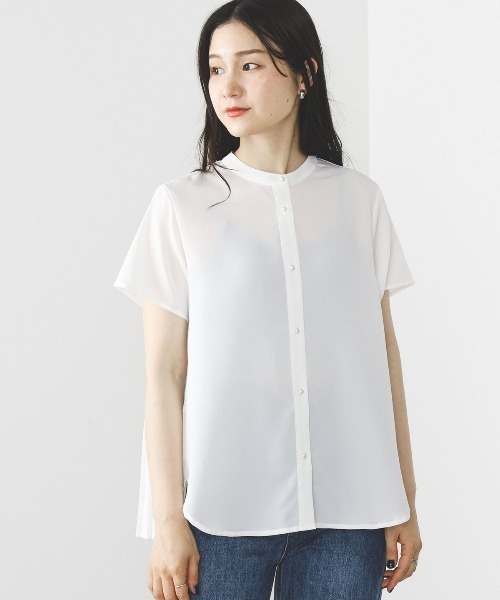 BEAMS HEART（ビームスハート）の「バックプリーツ ブラウス（シャツ/ブラウス・レディース・オフホワイト/ネイビー/ブルー・FREE）」の4枚目の写真