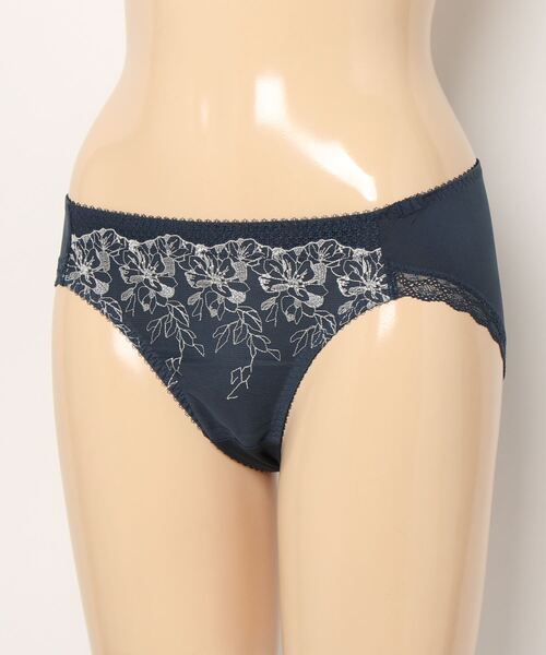 AMOSTYLE BY Triumph（アモスタイルバイトリンプ）の「レギュラー