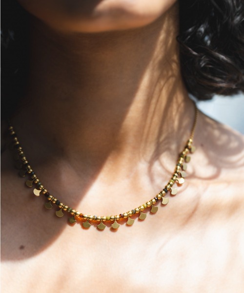 ALEXIA STAM（アリシアスタン）の「Fan-Shaped Beads Necklace / ファンシェイプネックレス（ネックレス・レディース・ゴールド・FREE）」の2枚目の写真