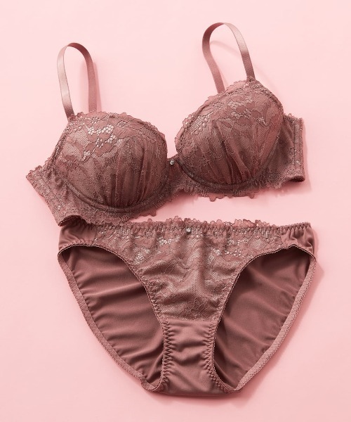 tutuanna（チュチュアンナ）の「ブラジャーショーツセット総レースブラ&ショーツセット(Fカップ)（ブラ&ショーツ・レディース・ブラウン系その他/グリーン/ライトピンク/ブラック・F70/F80/F75/F65）」の15枚目の写真