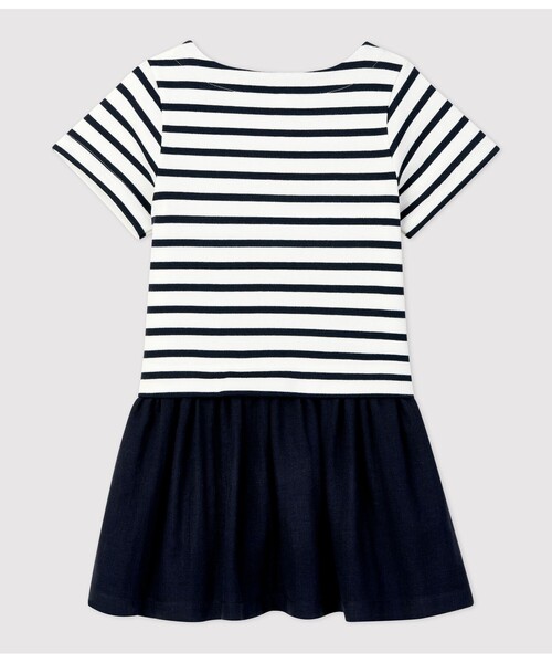 PETIT BATEAU（プチバトー）の「マリニエール切り替えワンピース（ワンピース・キッズ・ホワイト×ネイビー/ホワイト×ピンク・5YEAR/3YEAR/4YEAR）」の4枚目の写真