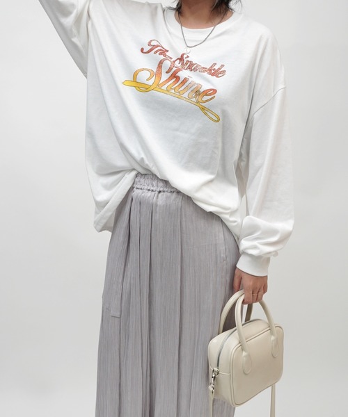 ARCHIVER(アーカイバ)の「【Bz】グラデーションロゴプリントユニセックスBIGロンT/プリント長袖Tシャツ(RZ)(Tシャツ/カットソー・メンズ・オフホワイト/ブラック系その他/ブラック・FREE)」の18枚目の写真