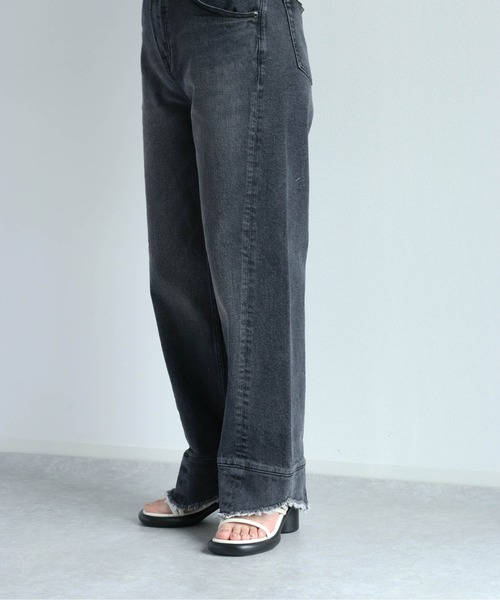 cepo(セポ)の「バックジップレギュラーストレート <立体裁断>(デニムパンツ・レディース・ブラック/ブルー系1・S/M/L)」の7枚目の写真