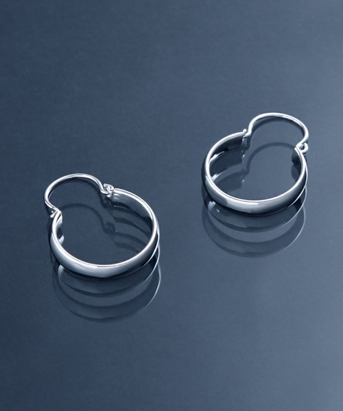 YArKA（ヤーカ）の「【YArKA/ヤーカ】circle hoop earing(pierce) [figur2]  / サークルフープピアス（ピアス（両耳用）・レディース・シルバー・FREE）」の4枚目の写真