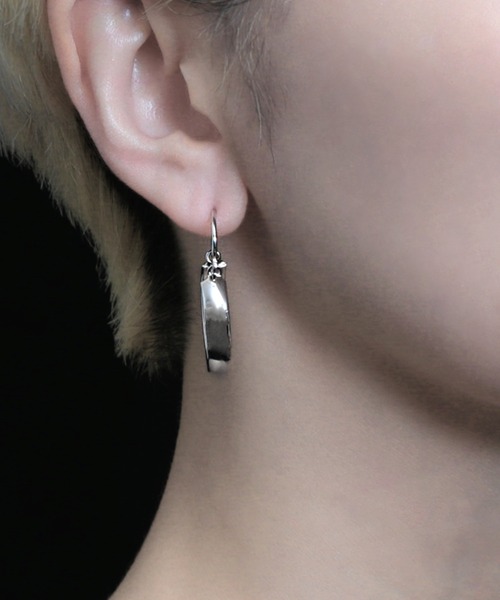 YArKA（ヤーカ）の「【YArKA/ヤーカ】circle hoop earing(pierce) [figur2]  / サークルフープピアス（ピアス（両耳用）・レディース・シルバー・FREE）」の6枚目の写真