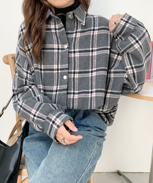 ABITOKYO(アビトーキョー)の「オーバーサイズチェックシャツ(シャツ/ブラウス・レディース・グレー系その他/ブルー系その他・FREE)」の5枚目の写真