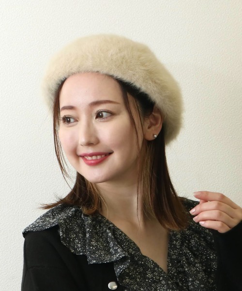 Per sist ence(パーシエンス)の「アンゴラ風ふわふわシャギーベレー帽(ハンチング/ベレー帽・レディース・アイボリー/ブラック/ベージュ・FREE)」の5枚目の写真