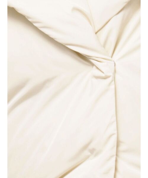 LAGUNAMOON（ラグナムーン）の「アライドダウンショートコート（ダウンジャケット/コート・レディース・アイボリー/ブラック・FREE）」の21枚目の写真