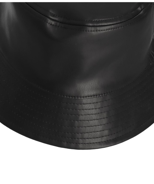 ANAP（アナップ）の「フェイクレザー×ツイルリバーシブルバケットハット（ハット・レディース・アイボリー/ブラック・FREE）」の17枚目の写真