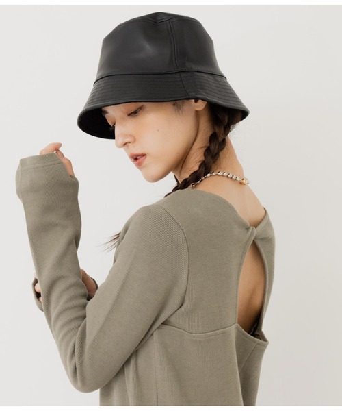 ANAP（アナップ）の「フェイクレザー×ツイルリバーシブルバケットハット（ハット・レディース・アイボリー/ブラック・FREE）」の12枚目の写真