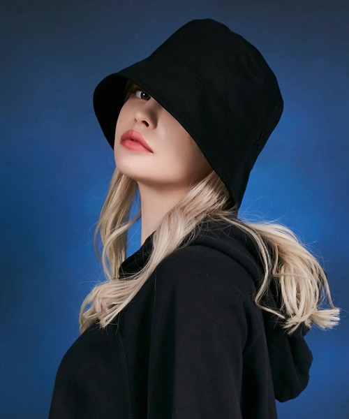 VARZAR（バザール）の「【VARZAR/バザール】Stud drop over fit bucket hat/スタッド ドロップ オーバーフィット バケットハット（ハット・レディース・ホワイト/ブラック/グレー/ベージュ・FREE）」の5枚目の写真