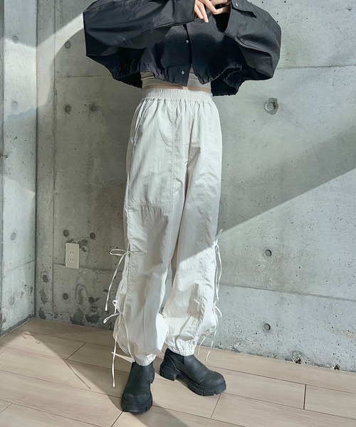 y/m by RIKA（イムバイリカ）の「タフタサイドリボンパンツ（その他パンツ・レディース・ブラック/アイボリー・FREE）」の17枚目の写真