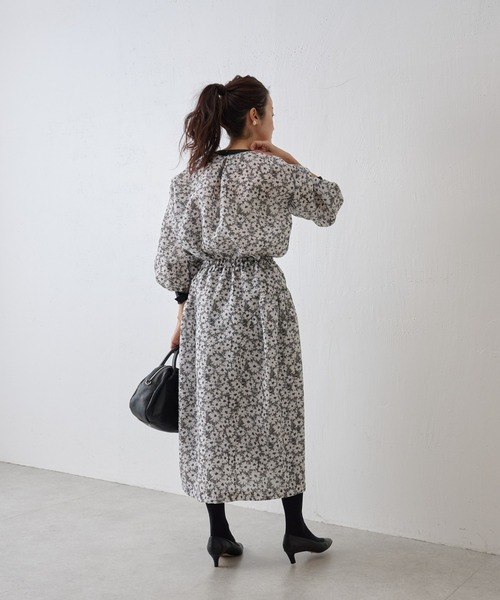 BEARDSLEY（ビアズリー）の「《LIVETART》フラワーフクレ