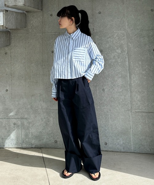 feepur（フェピュール）の「ツータックロールUPワイドパンツ（その他パンツ・レディース・ベージュ/ネイビー・SMALL/MEDIUM）」の15枚目の写真