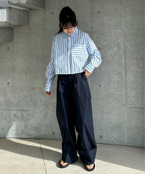 feepur（フェピュール）の「ツータックロールUPワイドパンツ（その他パンツ・レディース・ベージュ/ネイビー・SMALL/MEDIUM）」の16枚目の写真