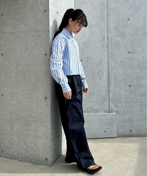 feepur（フェピュール）の「ツータックロールUPワイドパンツ（その他パンツ・レディース・ベージュ/ネイビー・SMALL/MEDIUM）」の18枚目の写真