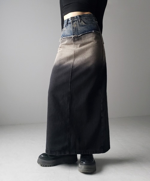 me+em select(ミームセレクト)の「※※【 4size / 2color 】ダメージドッキンググラデーションヴィンテージデニムスカート(デニムスカート・レディース・ブラック/ブルー・LARGE/MEDIUM/SMALL/X-LARGE)」の8枚目の写真