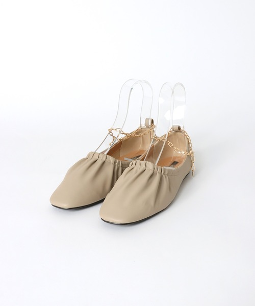 TITE IN THE STORE（ティテ　インザ　ストア）の「【JETEE/ジュテ】アンクルチェーンスクエアフラットパンプス（パンプス・レディース・ブラック/ベージュ・37/39）」の22枚目の写真