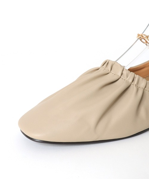 TITE IN THE STORE（ティテ　インザ　ストア）の「【JETEE/ジュテ】アンクルチェーンスクエアフラットパンプス（パンプス・レディース・ブラック/ベージュ・37/39）」の17枚目の写真