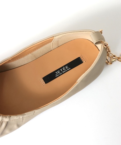 TITE IN THE STORE（ティテ　インザ　ストア）の「【JETEE/ジュテ】アンクルチェーンスクエアフラットパンプス（パンプス・レディース・ブラック/ベージュ・37/39）」の15枚目の写真