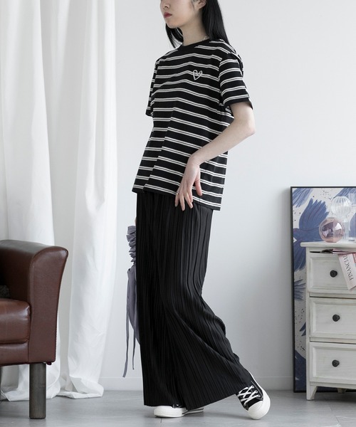 aimoha（アイモハ）の「デザインボーダー　ハート刺繍Tシャツ（Tシャツ/カットソー・レディース・ブラック/ホワイト・FREE）」の19枚目の写真