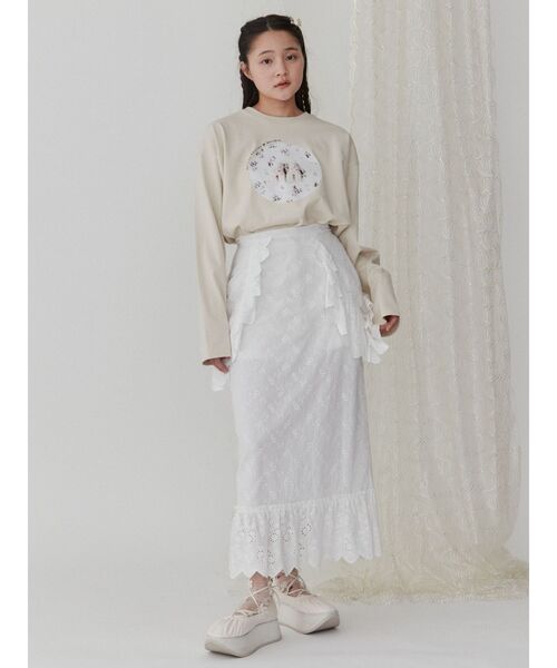 merry jenny（メリージェニー）の「【Maison terrier コラボ】お皿にならんだなかよしlong Tee（Tシャツ/カットソー・レディース・オフホワイト/ブルー/ベージュ・FREE）」の17枚目の写真