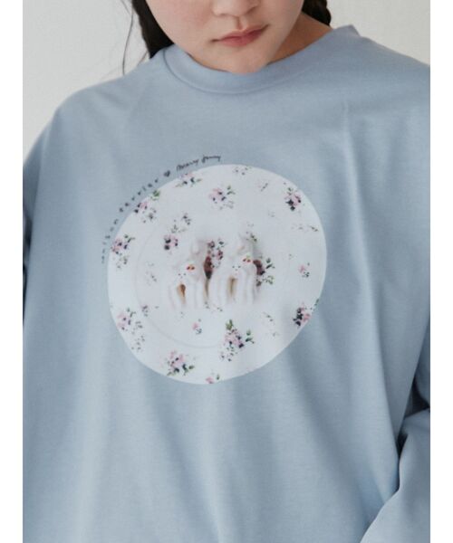 merry jenny（メリージェニー）の「【Maison terrier コラボ】お皿にならんだなかよしlong Tee（Tシャツ/カットソー・レディース・オフホワイト/ブルー/ベージュ・FREE）」の21枚目の写真