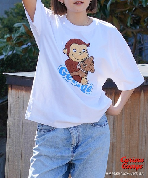 JEANS MATE(ジーンズメイト)の「おさるのジョージ オリジナルデザインTシャツ ジョージ ニョッキ ドロップショルダー ビッグシルエット ユニセックス(Tシャツ/カットソー・メンズ・オフホワイト/ダークグリーン/ホワイト・X-LARGE/MEDIUM/SMALL/LARGE)」の6枚目の写真