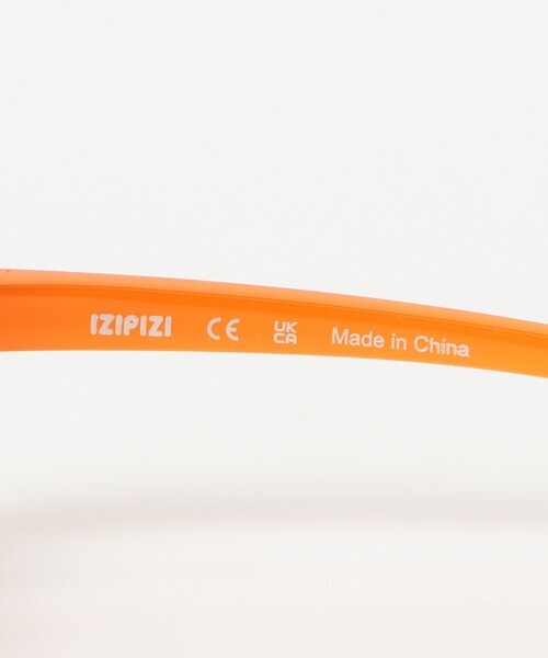 こども ビームス(コドモビームス)の「IZIPIZI / Sun Kids D サングラス(9ヵ月~3才)(サングラス・キッズ・オフホワイト/ナチュラル/グリーン系その他4/ブラック/パープル系その他7/サックスブルー/ブラウン/オレンジ/パープル系その他5・ONE SIZE)」の15枚目の写真