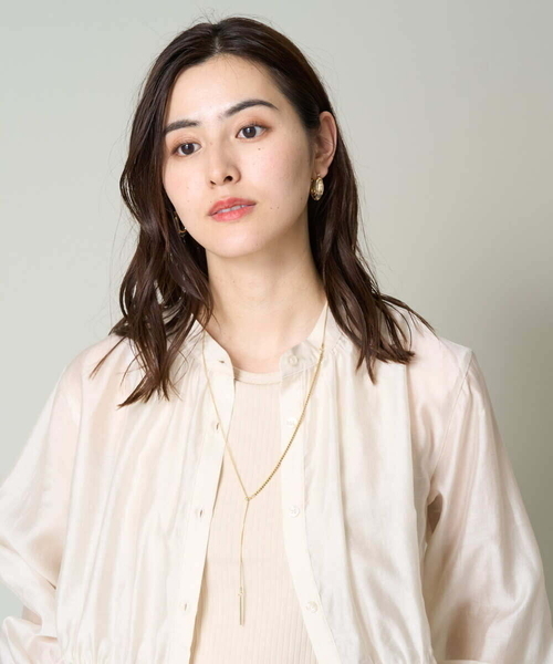 a.v.v(アーヴェヴェ)の「アクリルコンビピアス(ピアス(両耳用)・レディース・アイボリー/ホワイト・38)」の4枚目の写真