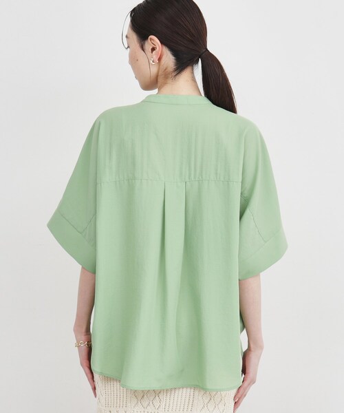 THE SHOP TK （ザ ショップ ティーケー ）の「◆【体型カバー/サスティナブル/洗濯機OK】ドルマンブラウス（シャツ/ブラウス・レディース・グリーン/ブラック系その他3/オフホワイト/ブラウン系その他/イエロー系その他・13/12）」の17枚目の写真