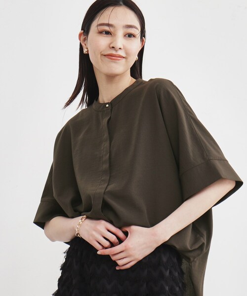 THE SHOP TK （ザ ショップ ティーケー ）の「◆【体型カバー/サスティナブル/洗濯機OK】ドルマンブラウス（シャツ/ブラウス・レディース・グリーン/ブラック系その他3/オフホワイト/ブラウン系その他/イエロー系その他・13/12）」の9枚目の写真