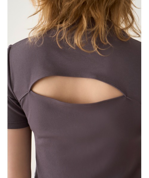 LILY BROWN（リリーブラウン）の「LB刺繍クロップドトップス（T