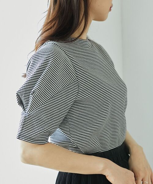 MAJESTIC LEGON（マジェスティックレゴン）の「タックスリーブトップス（Tシャツ/カットソー・レディース・ブラック系その他/ブラック/アイボリー/ピンク・MEDIUM）」の4枚目の写真