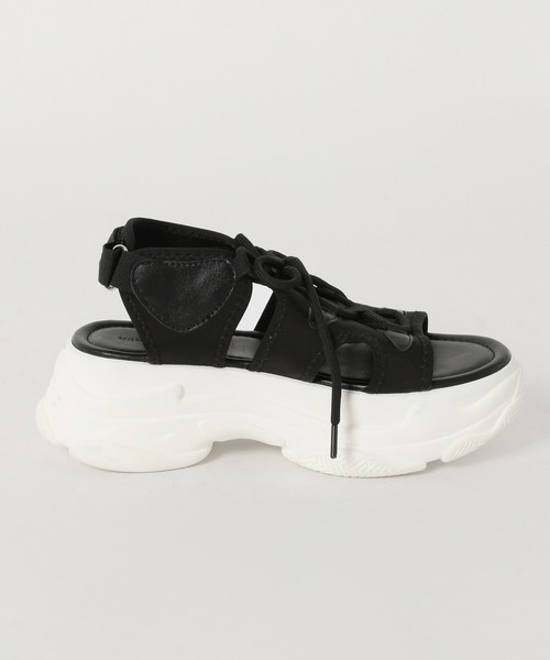 mysty woman（ミスティウーマン）の「スニーカーレースUPサンダル　109240（サンダル・レディース・オフホワイト/ブラック・MEDIUM/LARGE）」の15枚目の写真