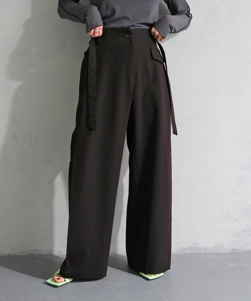 cheriella（シェリエラ）の「【cheriella】サイドベルトワイドパンツ（スラックス・レディース・ブラック/ライトベージュ・FREE）」の17枚目の写真