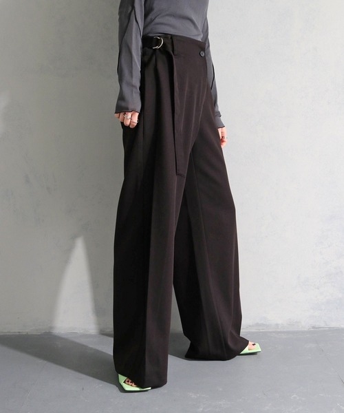 cheriella（シェリエラ）の「【cheriella】サイドベルトワイドパンツ（スラックス・レディース・ブラック/ライトベージュ・FREE）」の19枚目の写真
