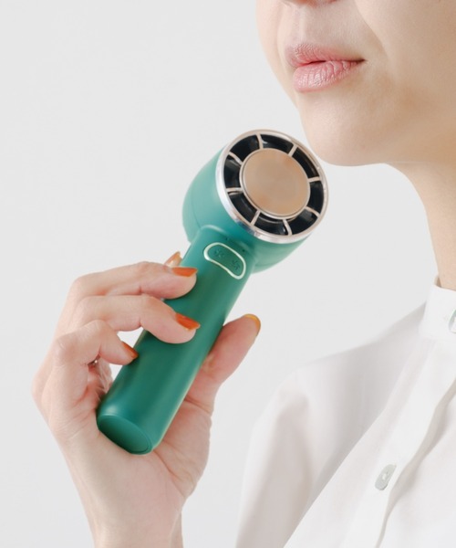 BIRTHDAY BAR（バースデイバー）の「handheld cooling fan 冷却プレート付扇風機（生活家電・レディース・ホワイト/グリーン・フリー）」の2枚目の写真