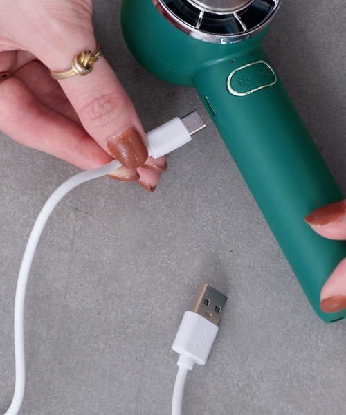 BIRTHDAY BAR（バースデイバー）の「handheld cooling fan 冷却プレート付扇風機（生活家電・レディース・ホワイト/グリーン・フリー）」の5枚目の写真