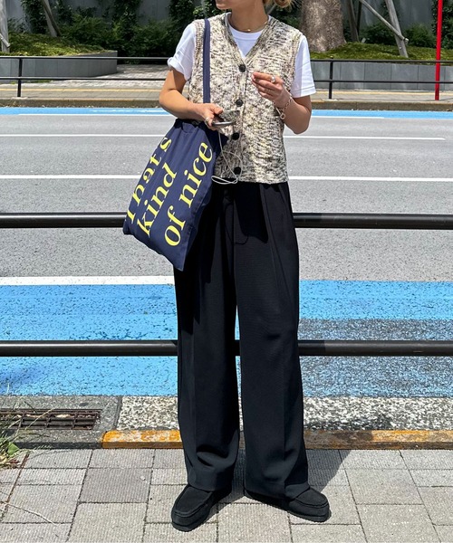 feepur(フェピュール)の「【ハンドウォッシャブル】ミックスネップVニットベスト(ベスト・レディース・アイボリー/ブラック・MEDIUM)」の4枚目の写真