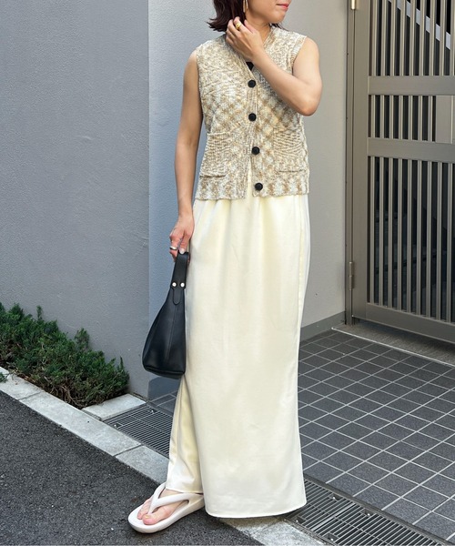 feepur(フェピュール)の「【ハンドウォッシャブル】ミックスネップVニットベスト(ベスト・レディース・アイボリー/ブラック・MEDIUM)」の20枚目の写真