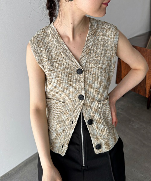 feepur(フェピュール)の「【ハンドウォッシャブル】ミックスネップVニットベスト(ベスト・レディース・アイボリー/ブラック・MEDIUM)」の18枚目の写真