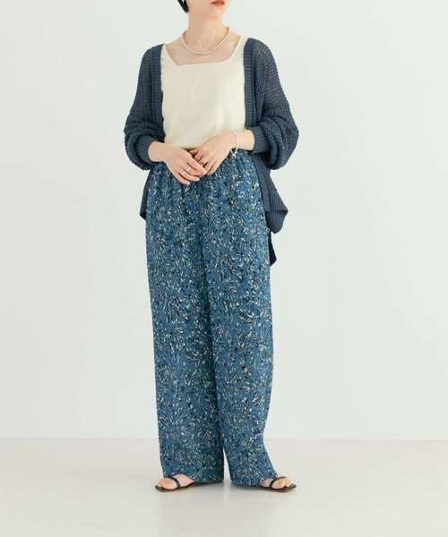 URBAN RESEARCH(アーバンリサーチ)の「スクエアネックタンクトップ(タンクトップ・レディース・ブラック/イエロー系その他/ホワイト・FREE)」の9枚目の写真