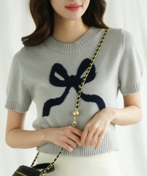 Jasmine Grandiflorum(ジャスミングランディフローラム)の「【Jasmine】ハーフスリーブリボンニットプルオーバー (SS)(ニット/セーター・レディース・グレー/ブルー/ベージュ/ピンク/レッド/ネイビー・FREE)」の2枚目の写真