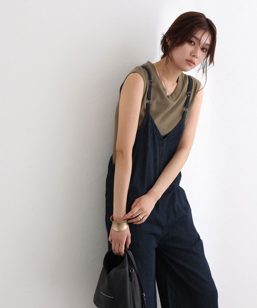 ElegChic(エレグシック)の「Vネックリブノースリーブ(ニット/セーター・レディース・ブラック/杢グレー/オフホワイト/カーキ/ベージュ・M/XL/4L)」の16枚目の写真