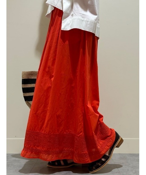 human woman（ヒューマンウーマン）の「◆インド刺繍コットンボイルスカート（スカート・レディース・レッド/グレー系その他・MEDIUM）」の21枚目の写真