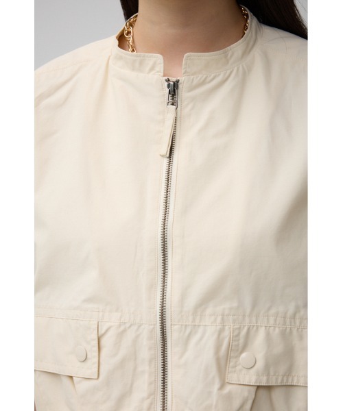 AZUL by moussy（アズールバイマウジー）の「ギャザーヘムベスト（ベスト・レディース・アイボリー/ブラック/チャコールグレー・FREE）」の12枚目の写真