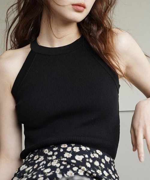 NANEA（ナネア）の「カップ付きアメリカンスリーブタンクトップ（タンクトップ・レディース・ホワイト/ブラウン/グリーン/レッド/ブラック/グレー・フリー）」の2枚目の写真