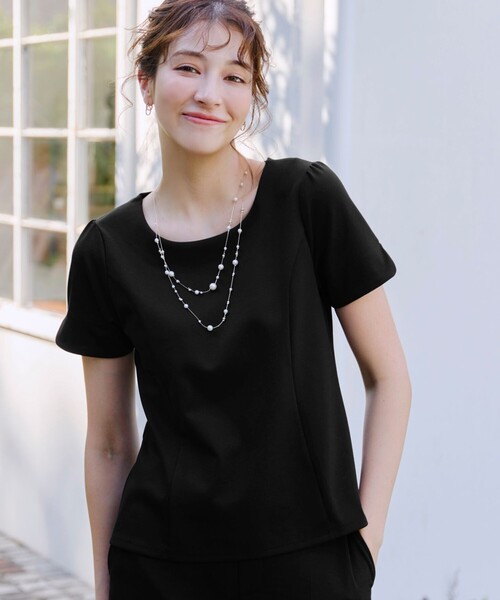 Tiaclasse（ティアクラッセ）の「“きれい見え” パネルラインカットソートップス（Tシャツ/カットソー・レディース・ネイビー/グレイッシュベージュ/ブラック・M/L）」の19枚目の写真